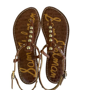 Sam Edelson Gigi T-Strap Thong Sandal with Metal Studs Size 7